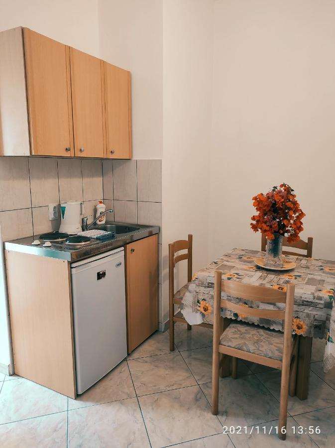 Apartmani Steni Sveti Stefan Ngoại thất bức ảnh