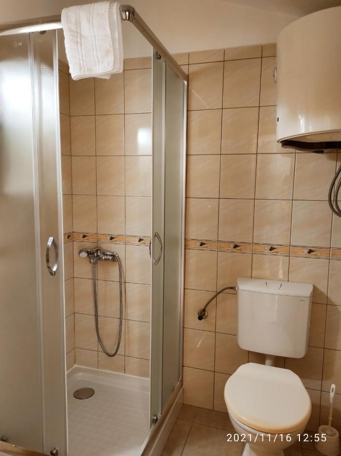 Apartmani Steni Sveti Stefan Ngoại thất bức ảnh