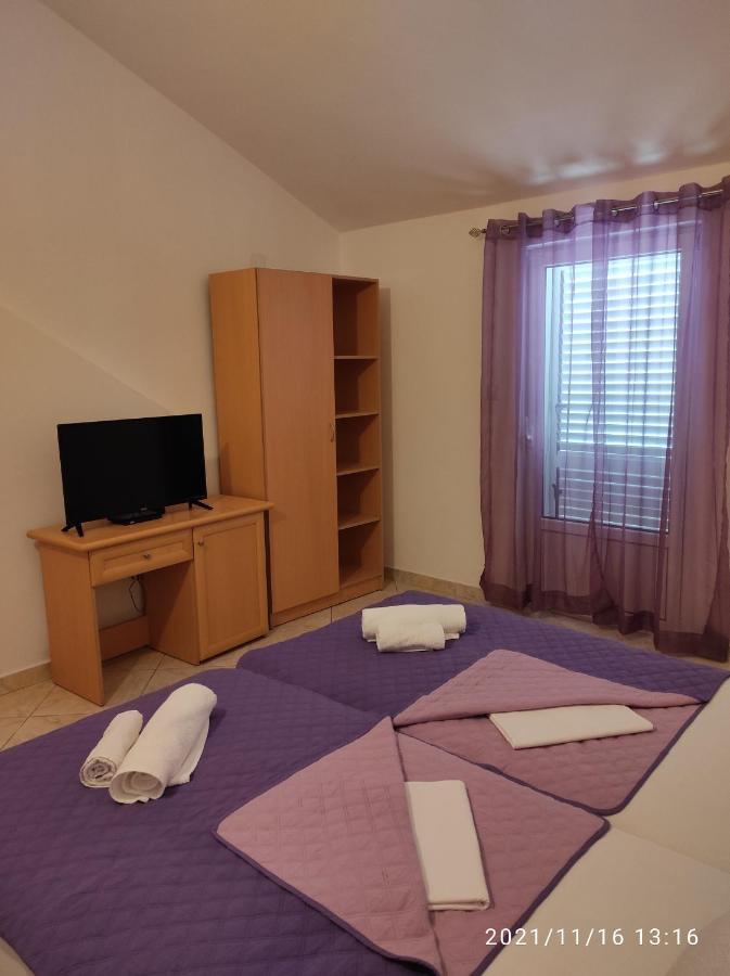 Apartmani Steni Sveti Stefan Ngoại thất bức ảnh