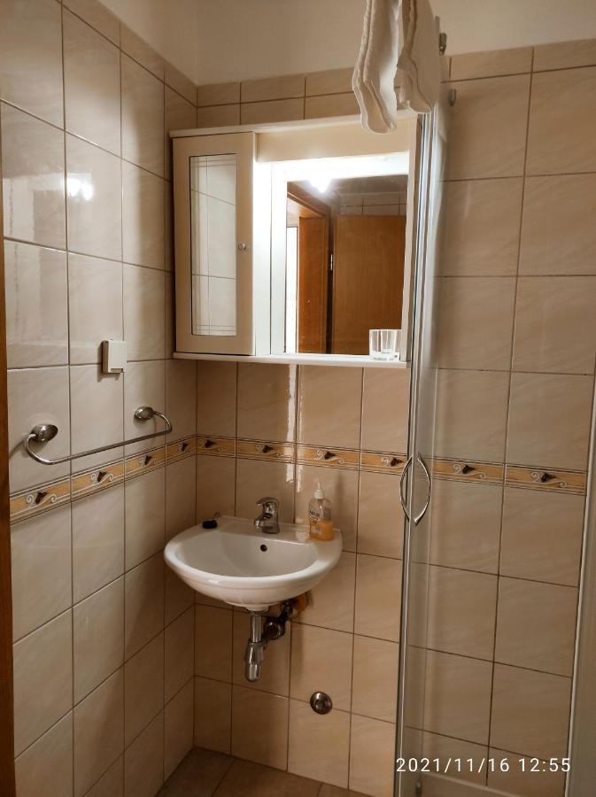 Apartmani Steni Sveti Stefan Ngoại thất bức ảnh
