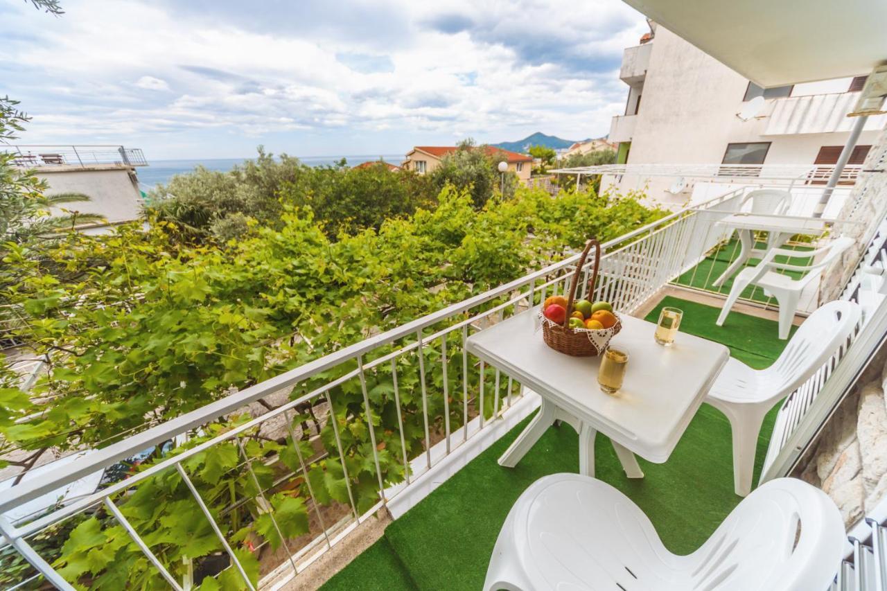 Apartmani Steni Sveti Stefan Ngoại thất bức ảnh