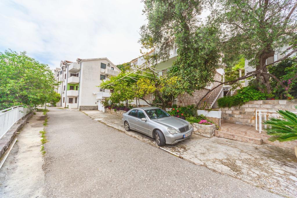 Apartmani Steni Sveti Stefan Ngoại thất bức ảnh