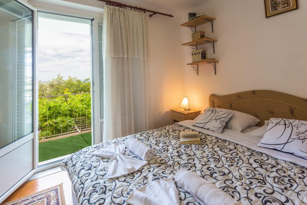 Apartmani Steni Sveti Stefan Ngoại thất bức ảnh