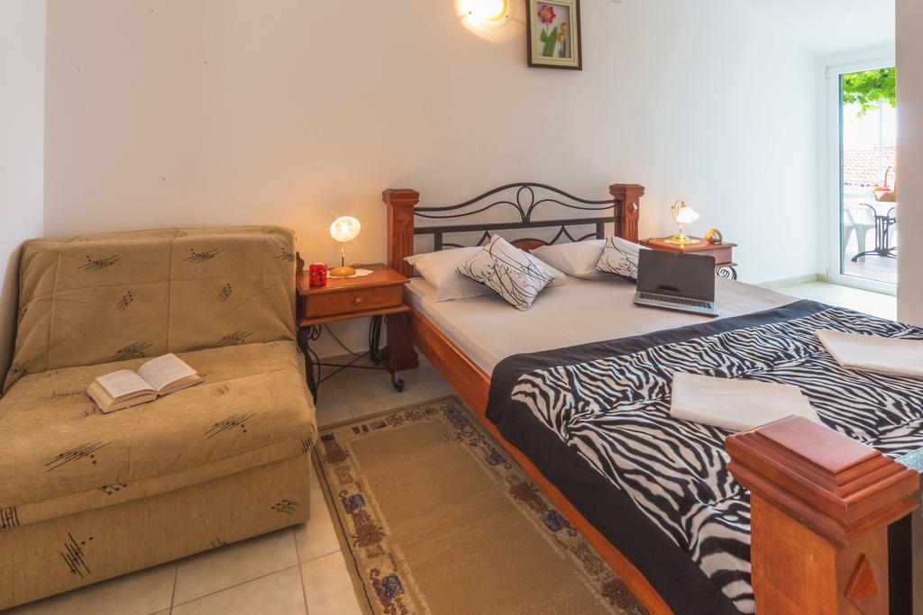 Apartmani Steni Sveti Stefan Ngoại thất bức ảnh