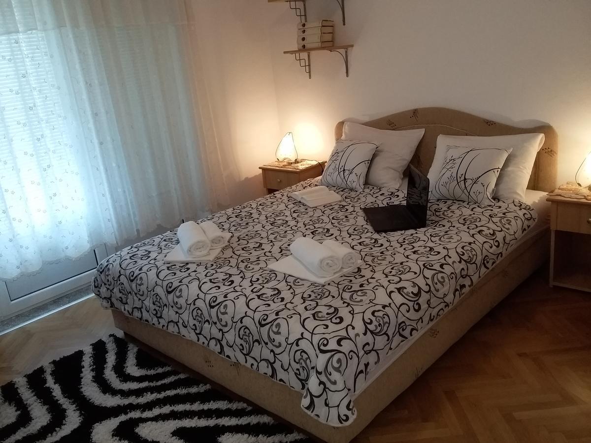 Apartmani Steni Sveti Stefan Ngoại thất bức ảnh